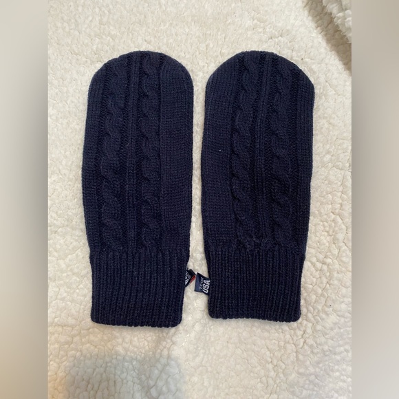 USA Dark Navy Blue Mittens with Red and White Embroidery - Picture 5 of 6